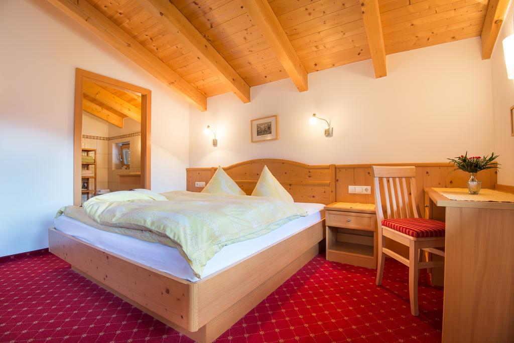 Haus Fernblick Hotell Neustift im Stubaital Exteriör bild