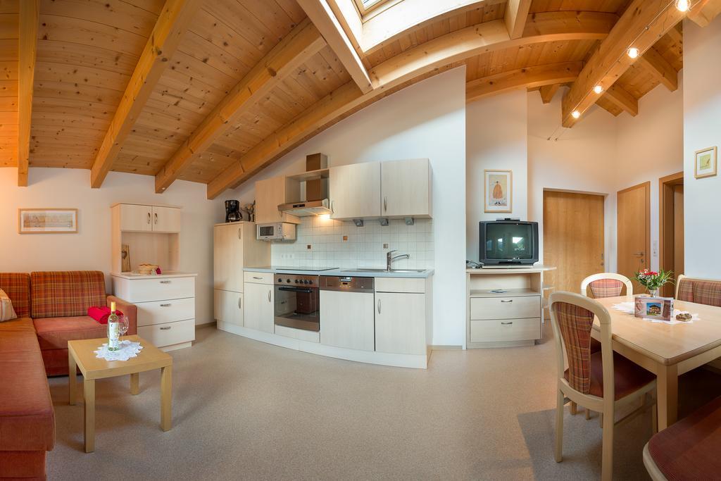 Haus Fernblick Hotell Neustift im Stubaital Rum bild
