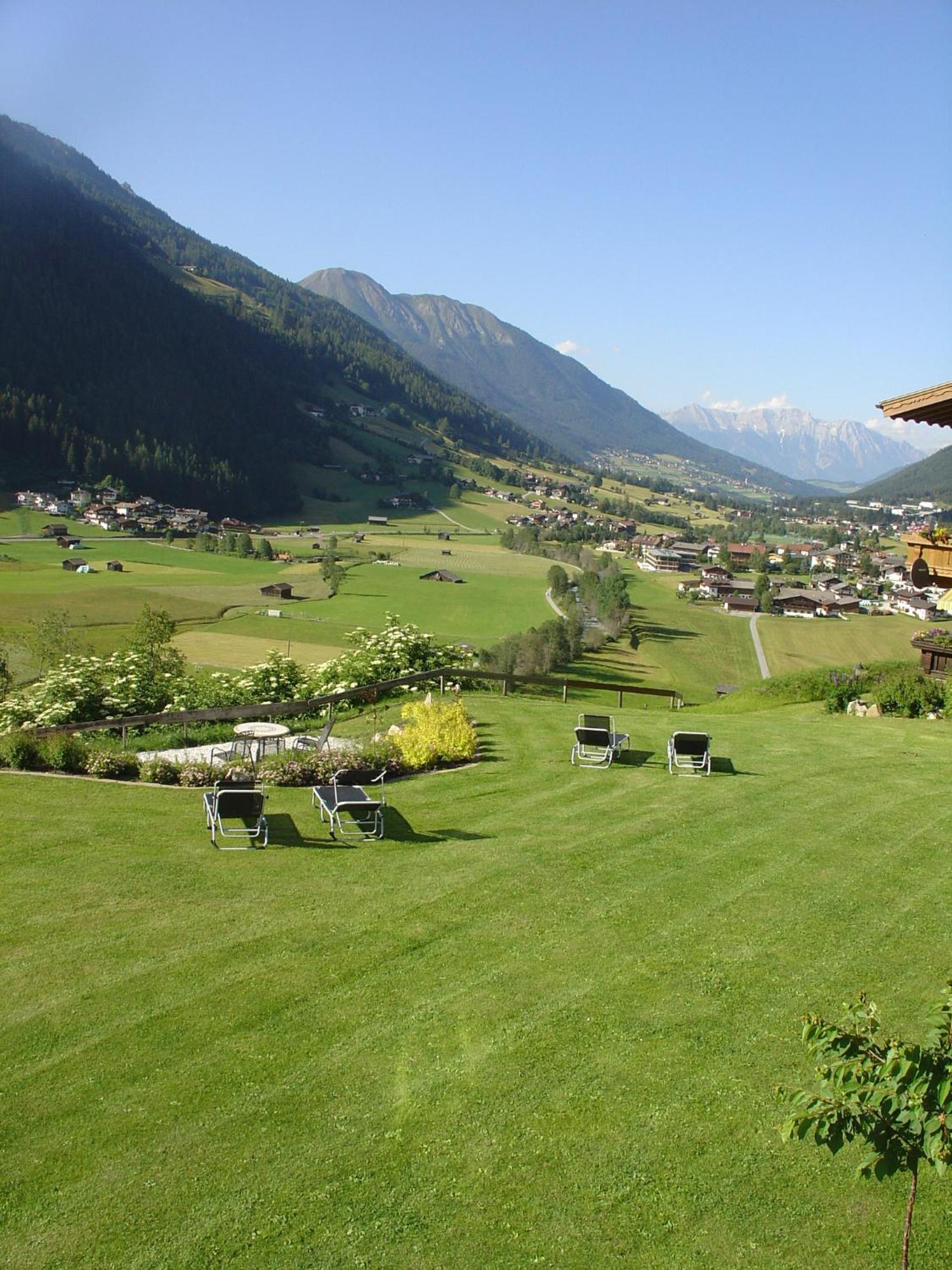Haus Fernblick Hotell Neustift im Stubaital Exteriör bild