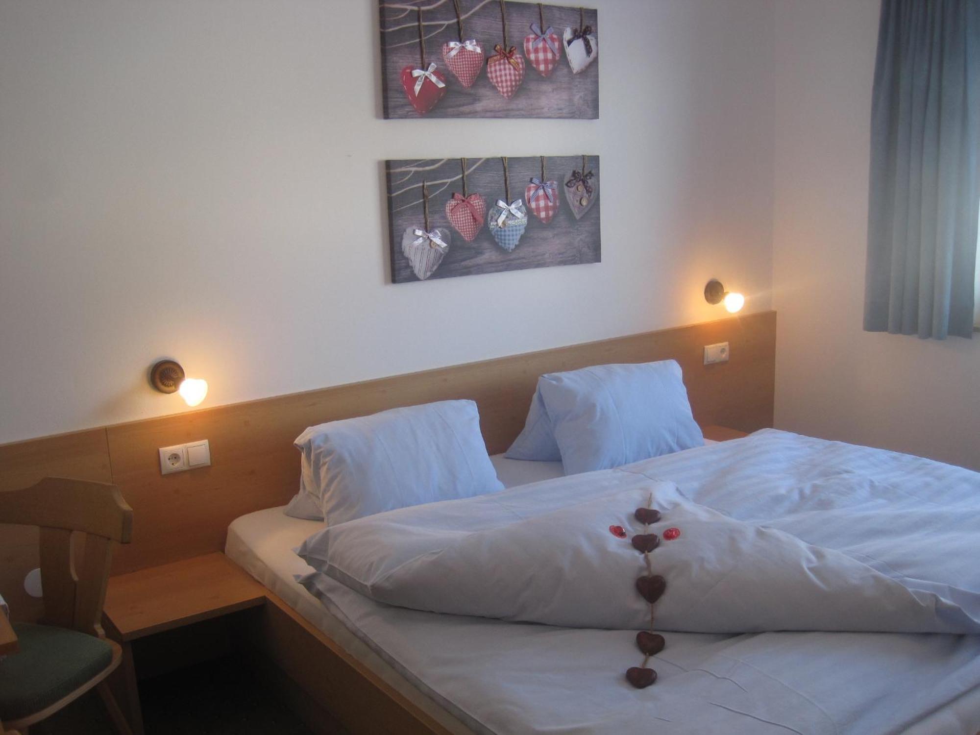 Haus Fernblick Hotell Neustift im Stubaital Rum bild