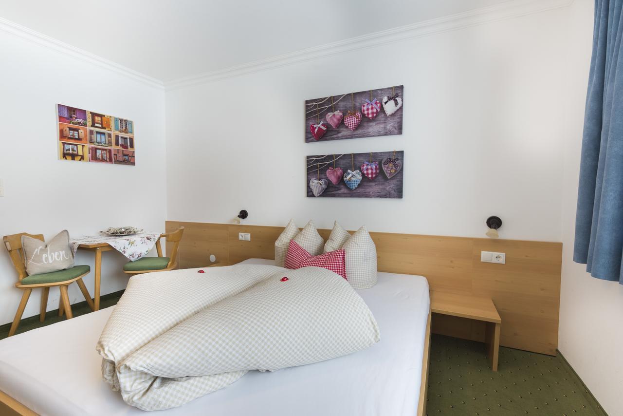 Haus Fernblick Hotell Neustift im Stubaital Exteriör bild